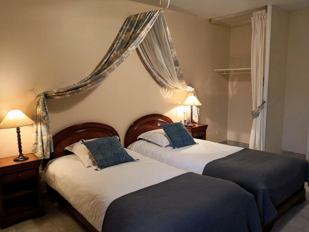 فندق Anjou Golf And Country Club شامْبينْيِ المظهر الخارجي الصورة